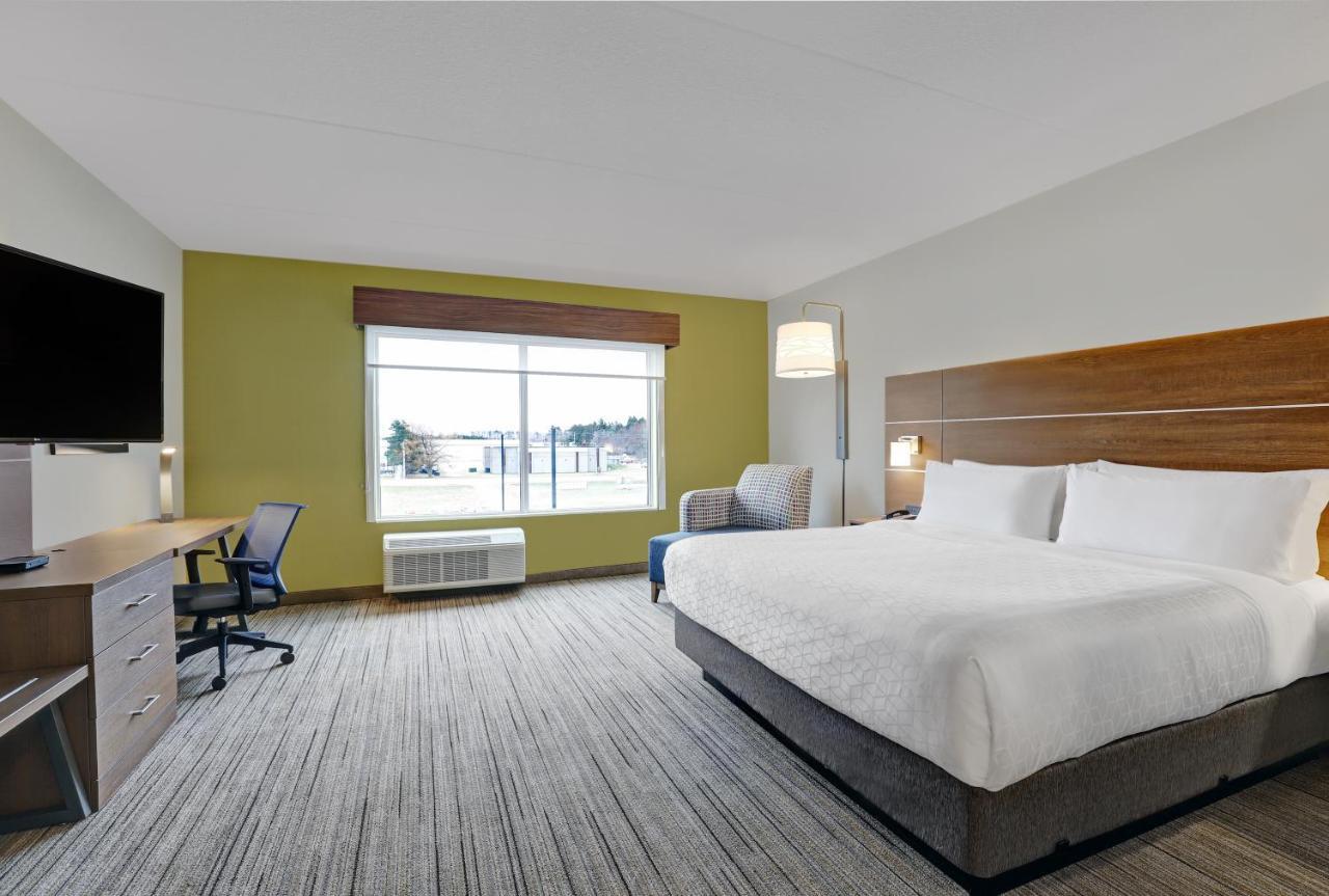 Holiday Inn Express&Suites - Port Elgin Exterior foto