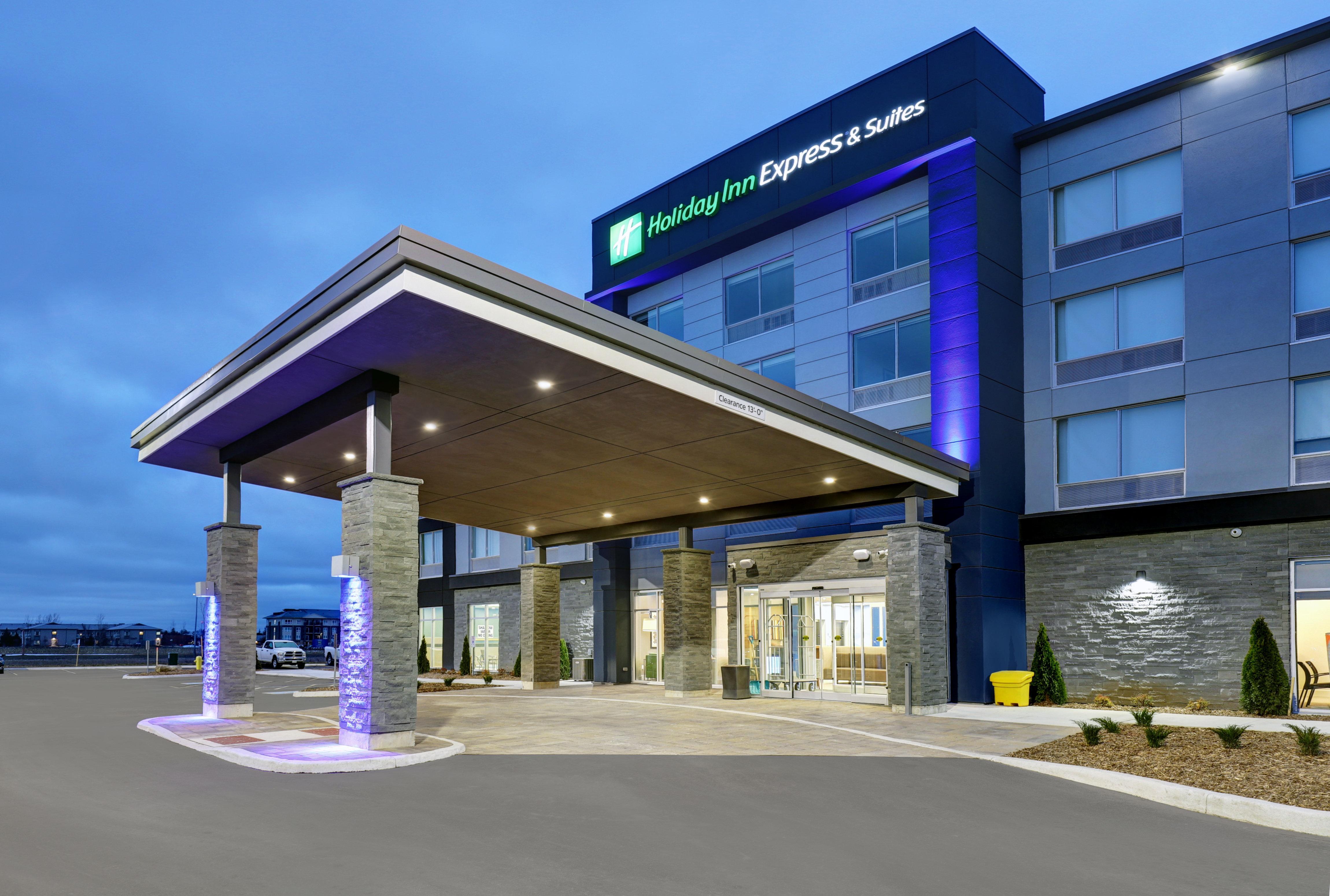 Holiday Inn Express&Suites - Port Elgin Exterior foto